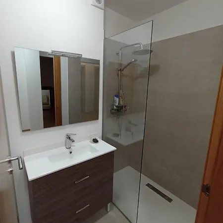 Acogedor , Cerca Del Puerto En Camino Portugues Costa Apartman